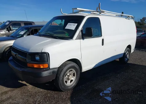 2007 Chevrolet Express Work Van z USA, uszkodzony, nr VIN 1GCFG15XX71181131